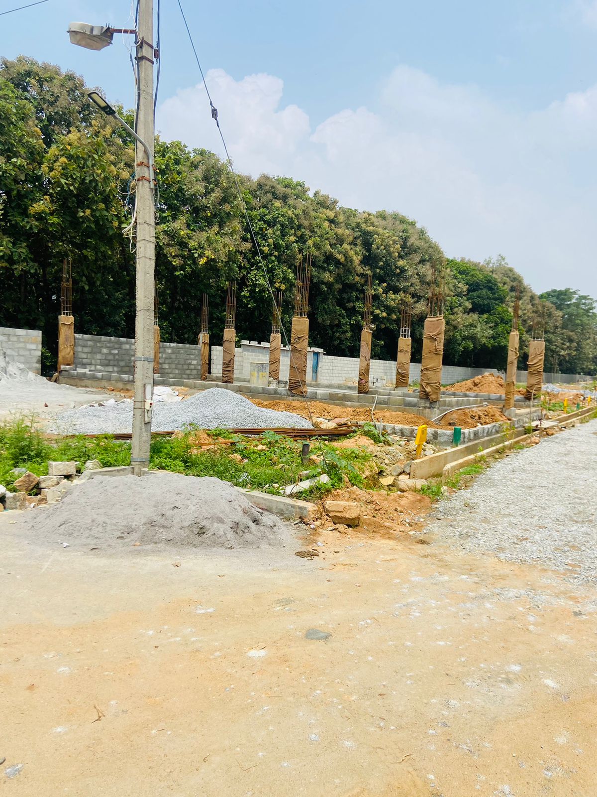 Plots with Construction In Bangalore